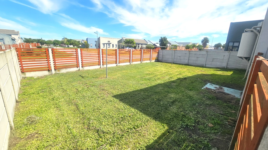 2 Bedroom Property for Sale in Parsonsvlei Eastern Cape